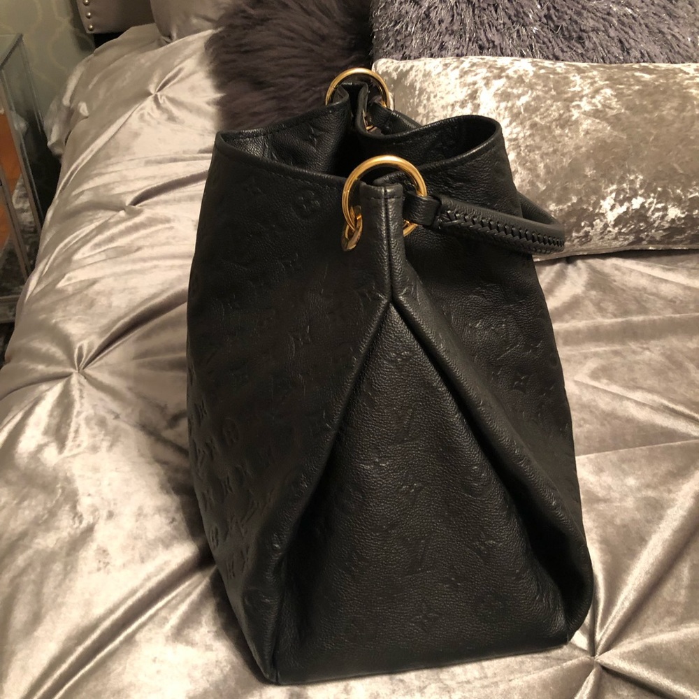 Louis Vuitton Artsy MM black bag - Picture 3 of 8